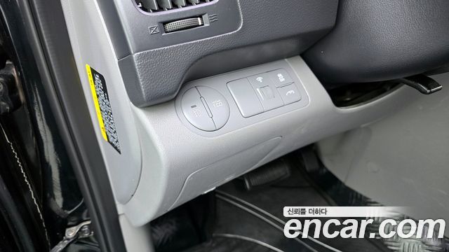 Hyundai Starex 2018 — photo 25
