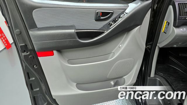 Hyundai Starex 2018 — photo 14