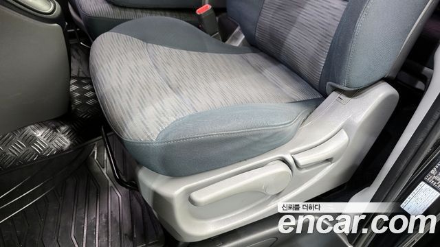 Hyundai Starex 2018 — photo 30