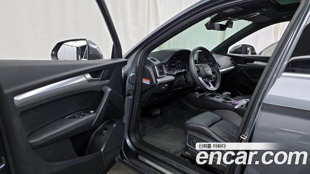 Audi Q5 2020 — photo 13