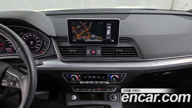 Audi Q5 2020 — photo 18