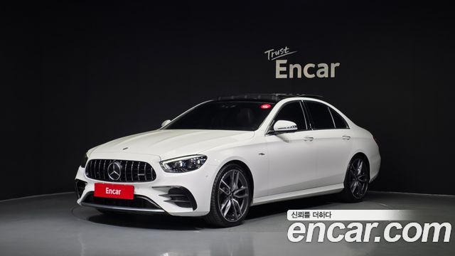 Mercedes-Benz E-Class 2021 — photo 1