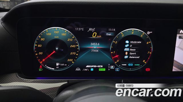 Mercedes-Benz E-Class 2021 — photo 11