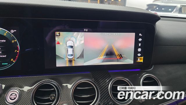 Mercedes-Benz E-Class 2021 — photo 22