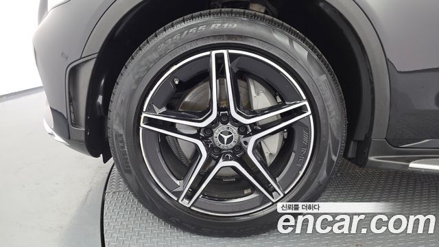 Mercedes-Benz GLC-Class 2022 — photo 5