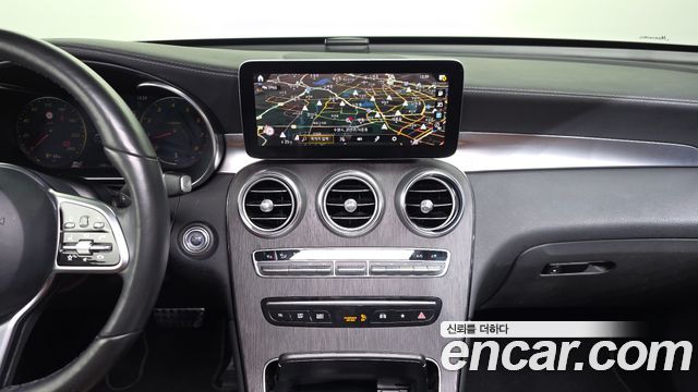 Mercedes-Benz GLC-Class 2022 — photo 20