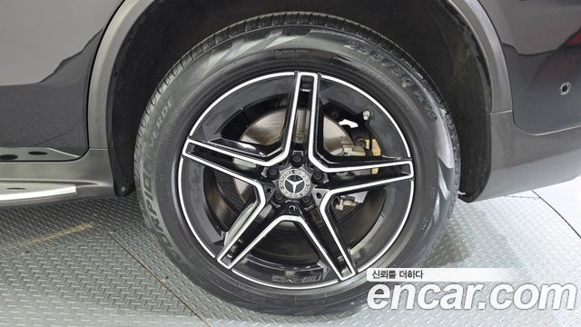 Mercedes-Benz GLC-Class 2022 — photo 7