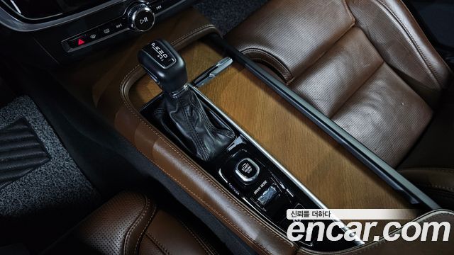 Volvo S90 2019 — photo 9