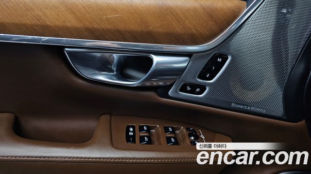 Volvo S90 2019 — photo 13