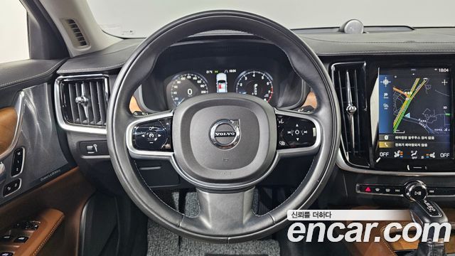Volvo S90 2019 — photo 14