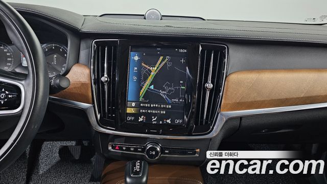 Volvo S90 2019 — photo 15