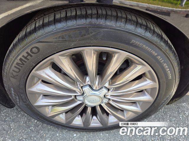 Kia K9 2015 — photo 9