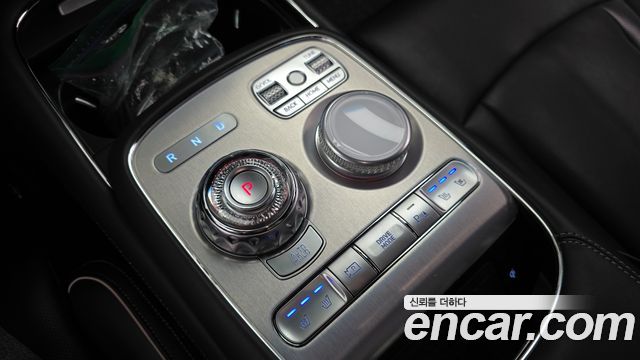 Genesis G90 2022 — photo 12