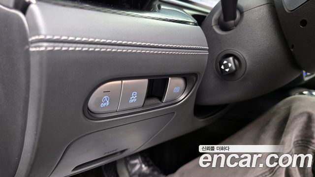 Genesis G90 2022 — photo 24