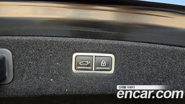 Genesis G90 2022 — photo 27