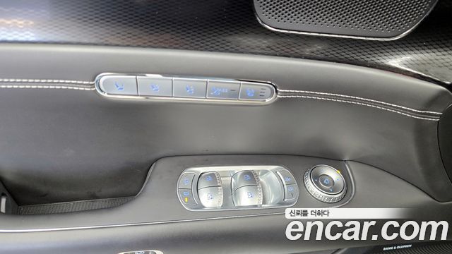 Genesis G90 2022 — photo 30