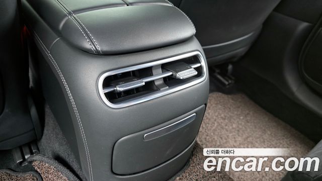 Genesis G90 2022 — photo 34
