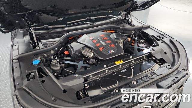 BMW XM 2025 — photo 6