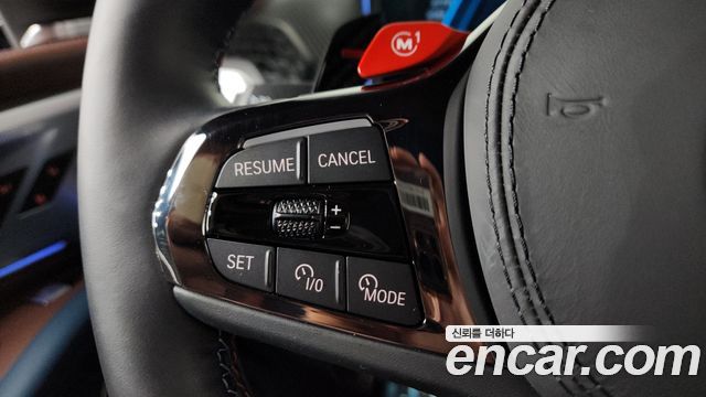 BMW XM 2025 — photo 24