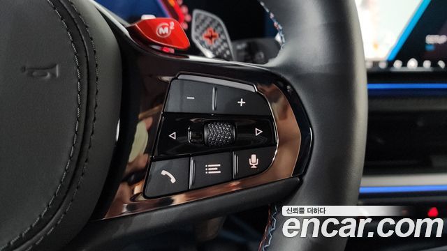 BMW XM 2025 — photo 25