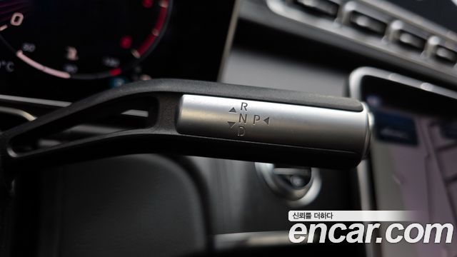 Mercedes-Benz S-Class 2021 — photo 9