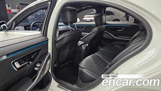 Mercedes-Benz S-Class 2021 — photo 12