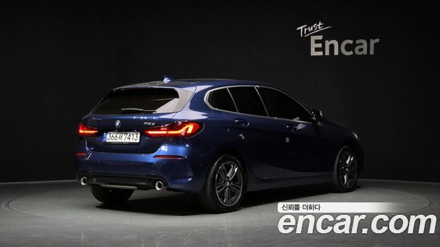 BMW 1-Series 2021 — photo 2