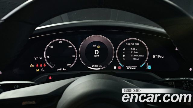 Porsche Taycan 2025 — photo 8