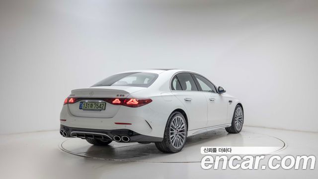 Mercedes-Benz E-Class 2026 — photo 2