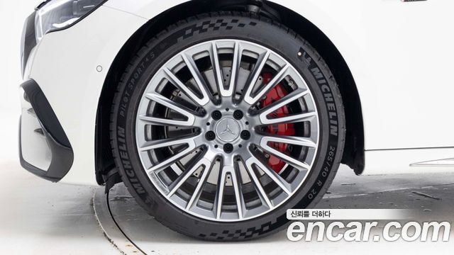 Mercedes-Benz E-Class 2026 — photo 5
