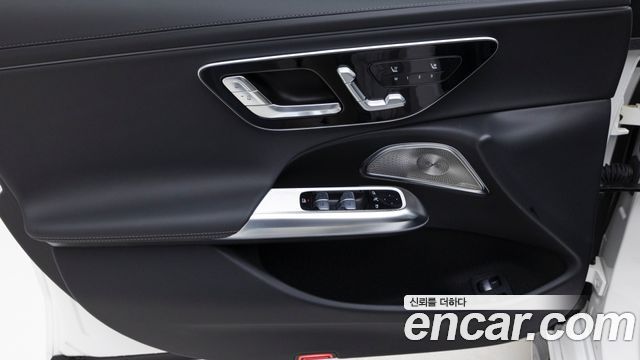 Mercedes-Benz E-Class 2026 — photo 15