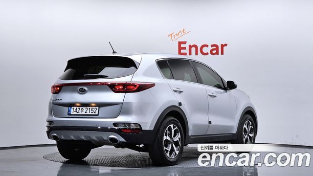 Kia Sportage 2021 — photo 2