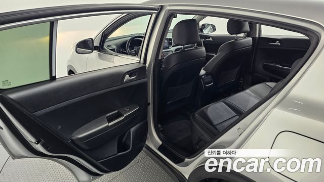 Kia Sportage 2021 — photo 25