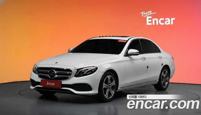 Mercedes-Benz E-Class 2017 — photo 1