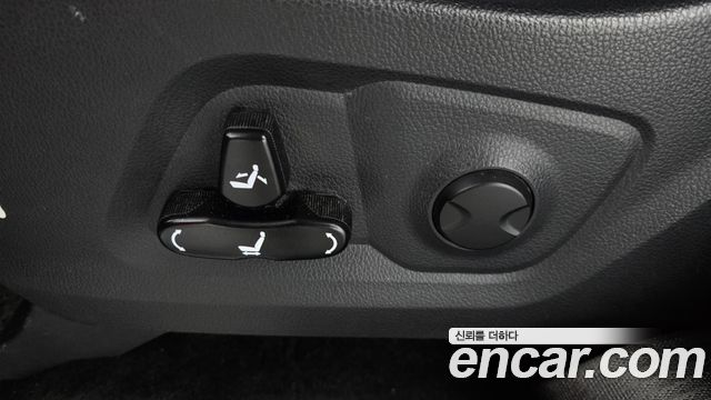 KG Mobility Rexton 2021 — photo 31