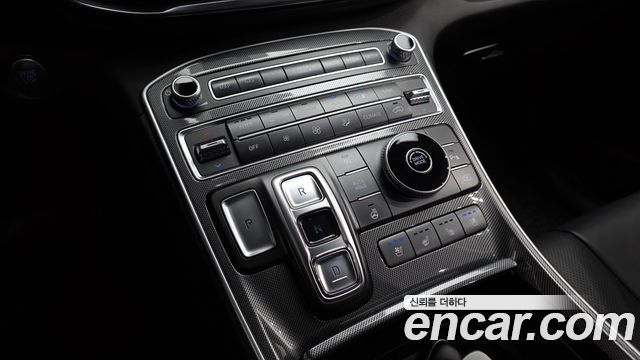 Hyundai Santafe 2021 — photo 9