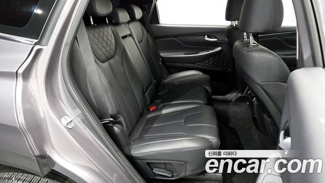 Hyundai Santafe 2021 — photo 11