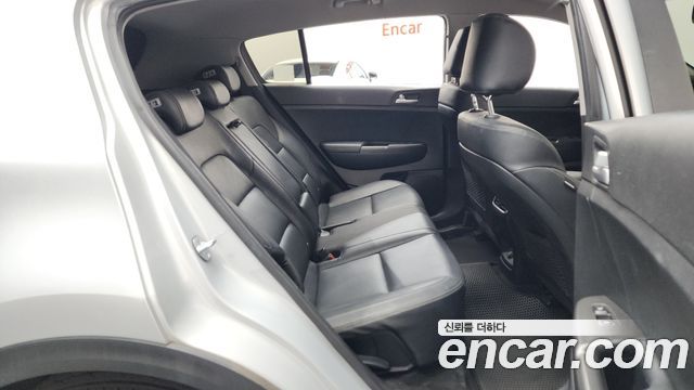 Kia Sportage 2017 — photo 17