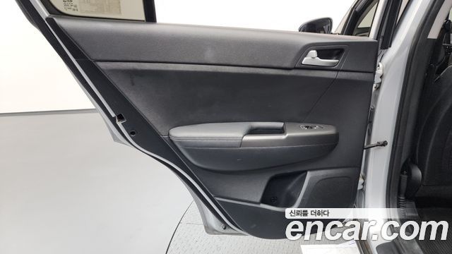 Kia Sportage 2017 — photo 15