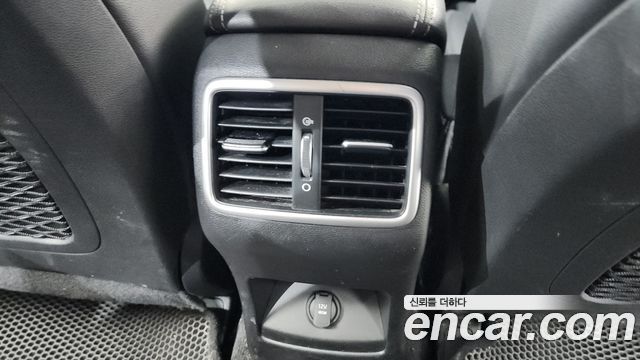 Kia Sportage 2017 — photo 31