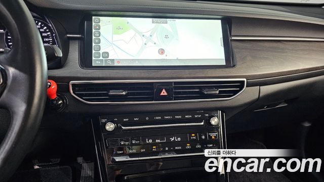 Kia K7 2021 — photo 13