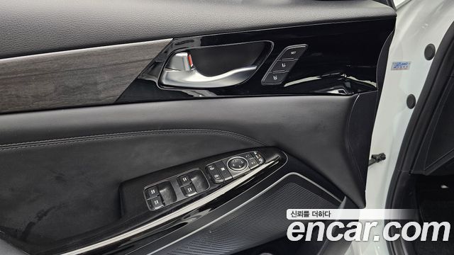 Kia K7 2021 — photo 16
