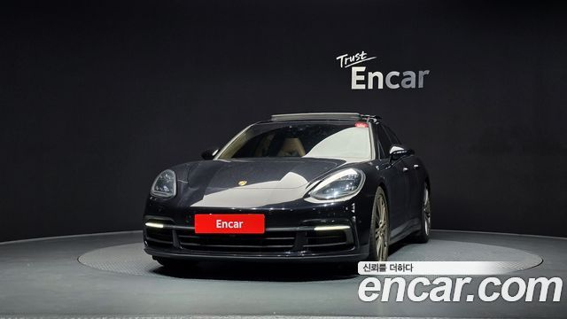Porsche Panamera 2018 — photo 3