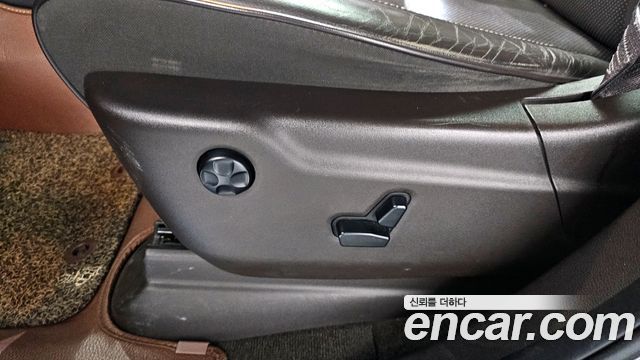 Jeep Cherokee 2018 — photo 32