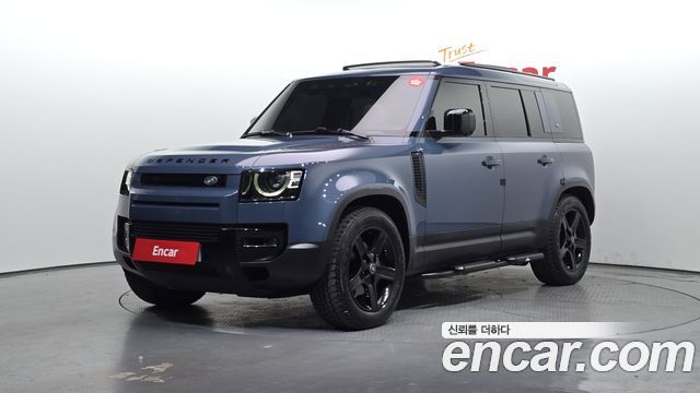 Land Rover Defender 2023 — photo 1