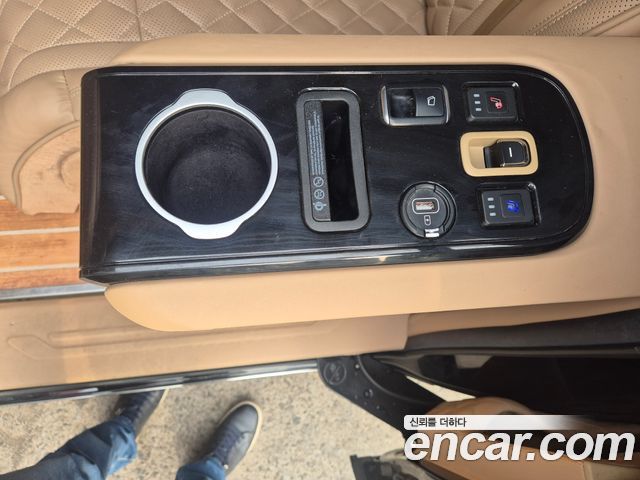 Kia Canival 2020 — photo 15