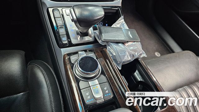 Genesis EQ900 2016 — photo 9