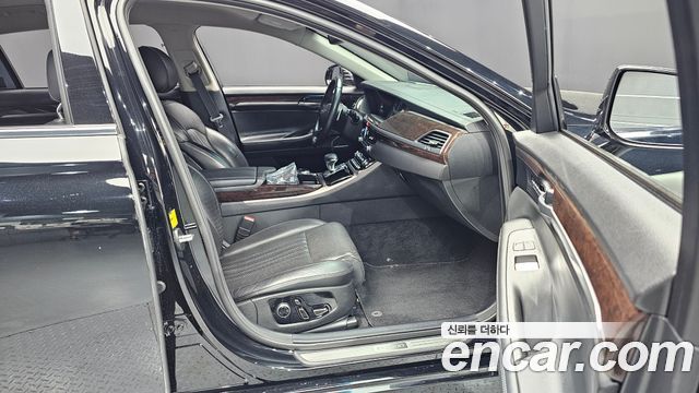Genesis EQ900 2016 — photo 12