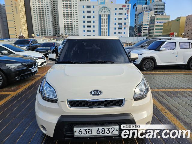 Kia Soul 2011 — photo 1