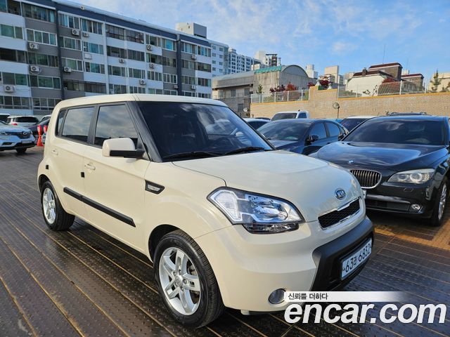 Kia Soul 2011 — photo 2